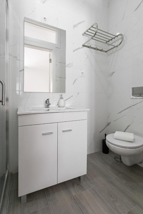 Rose Breeze Apartment Nazaré Buitenkant foto